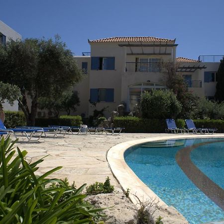 Cassiopeia 3-Bedroom House On The Beach With Pool Chania  Екстер'єр фото